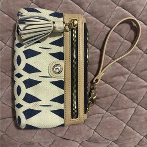 Spartina 449 Navy and Cream Geometric Clutch
